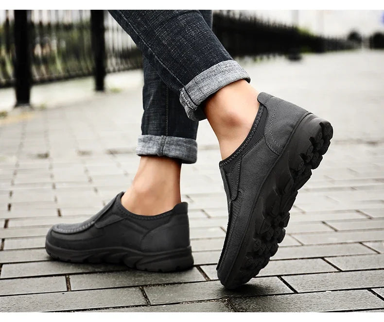 Men Casual Shoes Breathable Loafers Sneakers Fashion Comfortable Flat Handmade Retro Leisure Loafers Shoes Men Shoes