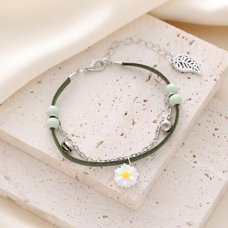 1pc Round Pointer Quartz Watch Cute Daisy Charm Electronic Wristwatch With PU Leather Strap & 1pc Bracelet, Best Gift For Her