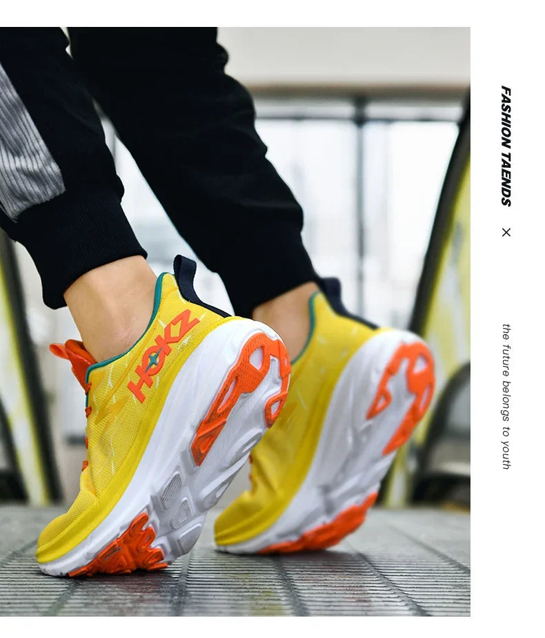 Men's Running Shoes Cushioning Outdoor Non-Slip Jogging Breathable Trainer Race Sneakers Luxury shoes Mesh Couple Off-road Shoes