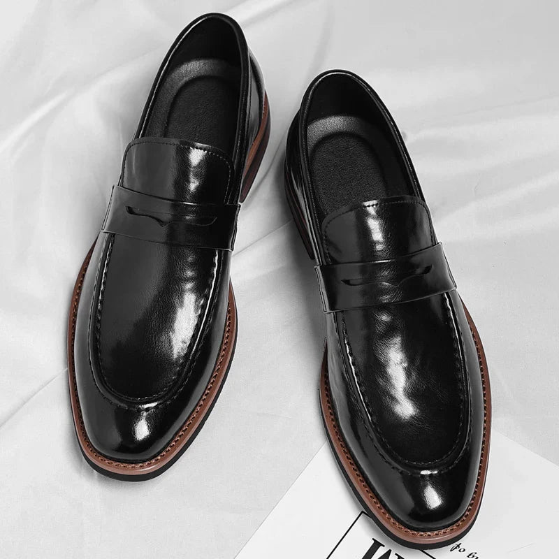 Leather Mens Casual Shoes Leisure Walk Pointed Toe Loafers Thick Bottom and Low Heel Comfy Casual Shoes Classic Business Shoes