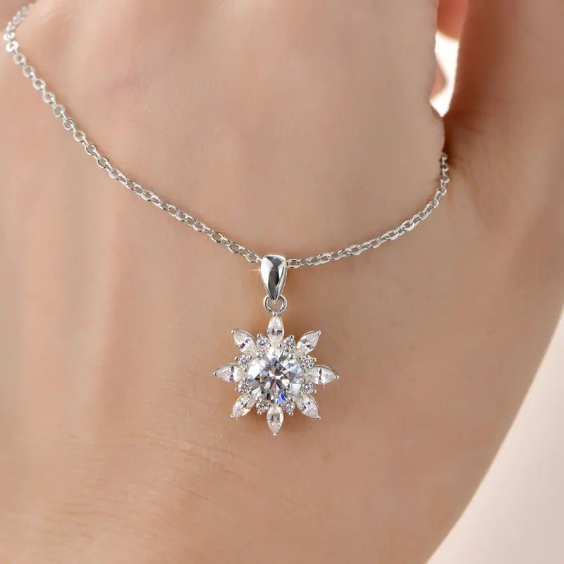 Exquisite Sunflower Pendant Necklace Certificated 8MM Moissanite Diamond Necklaces for Women Timeless Style Jewelry