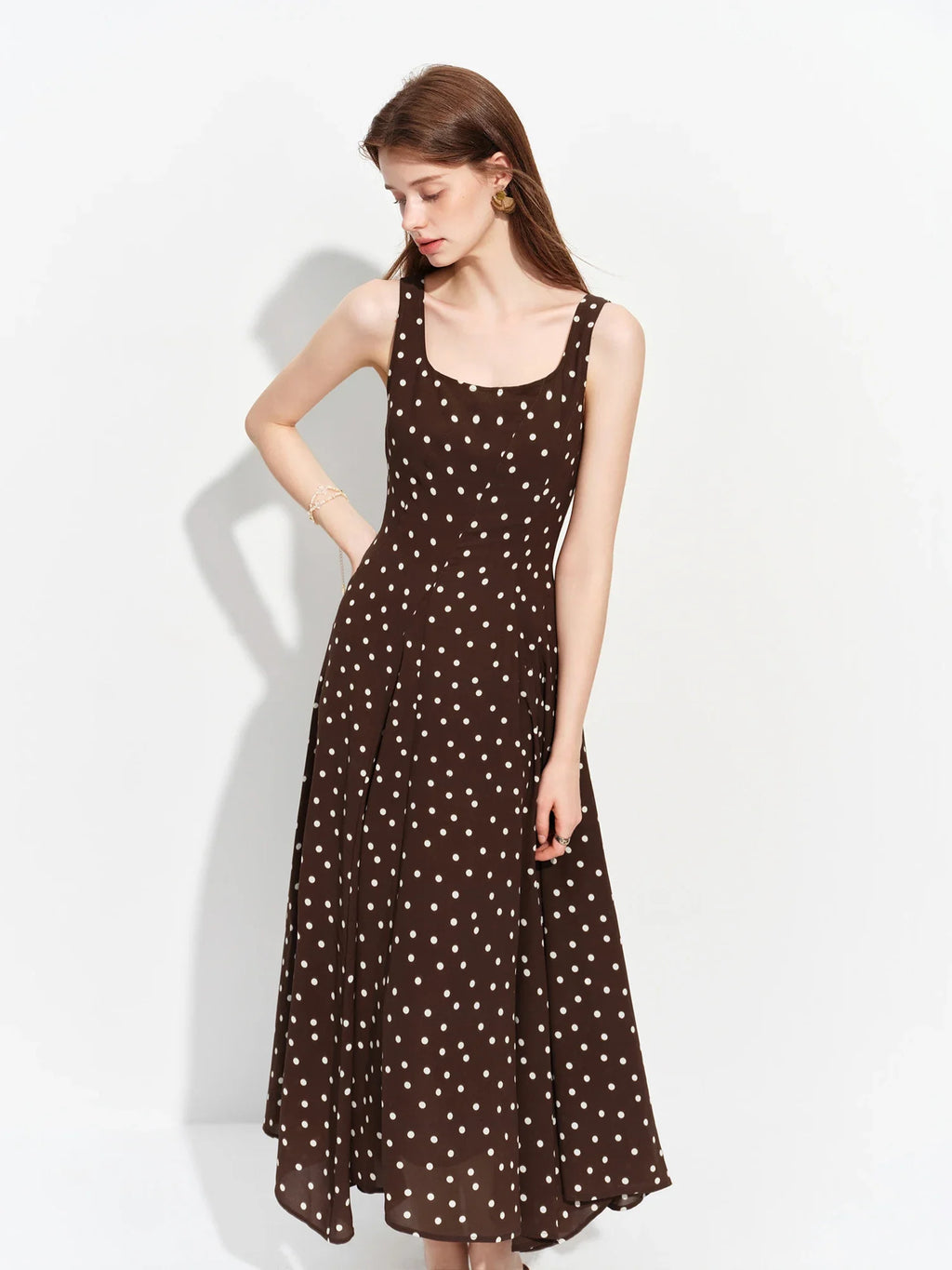 2026 Summer Women's Square Neck A-Line Midi Dress, Sleeveless Waist-Cinching Flowy Maxi for Minimalist Quiet Luxury Style