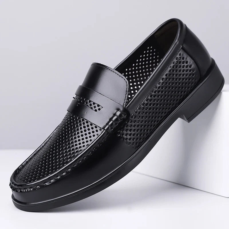 2026 Summer Mens Leather Loafers Slip on Casual Shoes Breathable Moccasins Comfortable Walking Office Flats Male Walking Shoes
