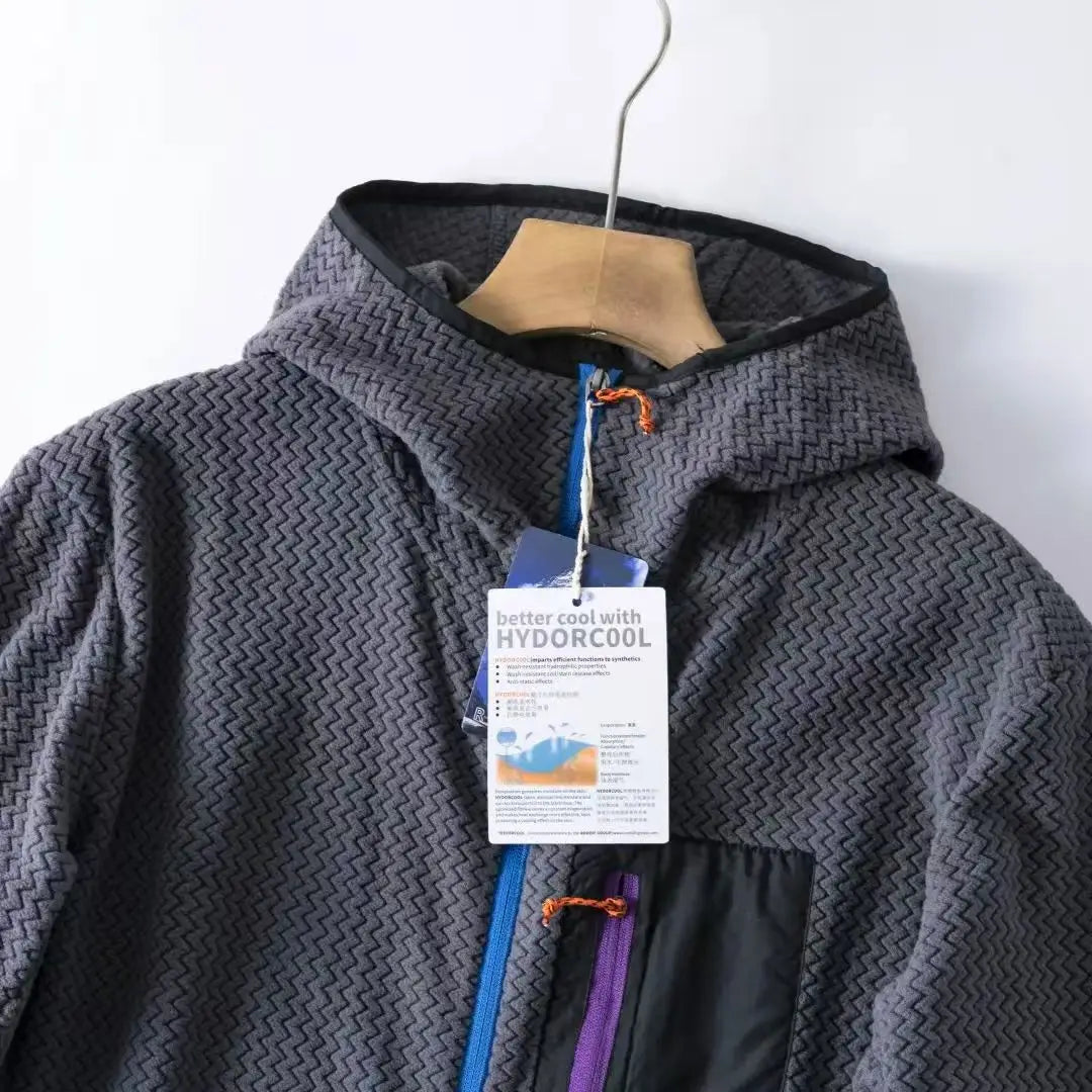 Wave Pattern Fleece Lined Hooded Zip-up Jacket/Sweatshirt: Warm & Outdoor-Ready  Ideal for Couples Hooded Sweatshirt
