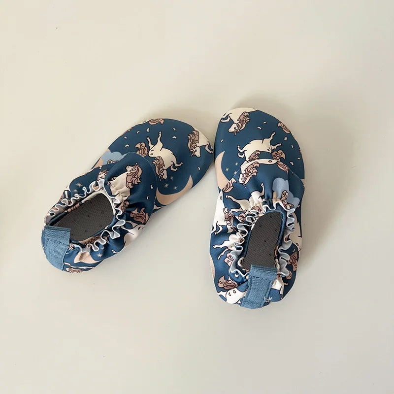 Kid Beach Shoes Water Park Gril Boy Socks Anti Slip Swimming Shoe Soft Sole Skin Sticking Beach Hiking Shoe Snorkeling Shoes