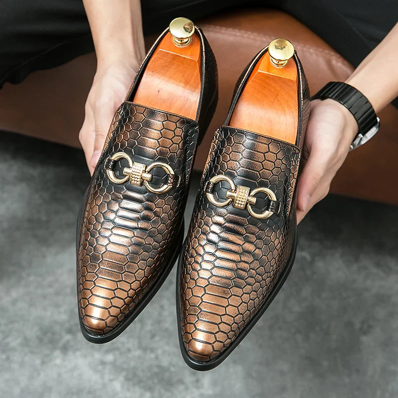 Retro Bronze Loafers Non-Slip Men Shoes Pointed Toe Dress Leather Shoes Luxury Brand Social Dress Shoe Male Comfortable for Men