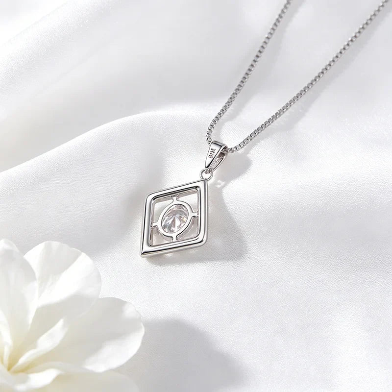 1.5CT Oval Cut Certified Moissanite Necklace Pendant for Women Doveggs Girls Jewelry Lab Diamond Chain Pure 925 Silver