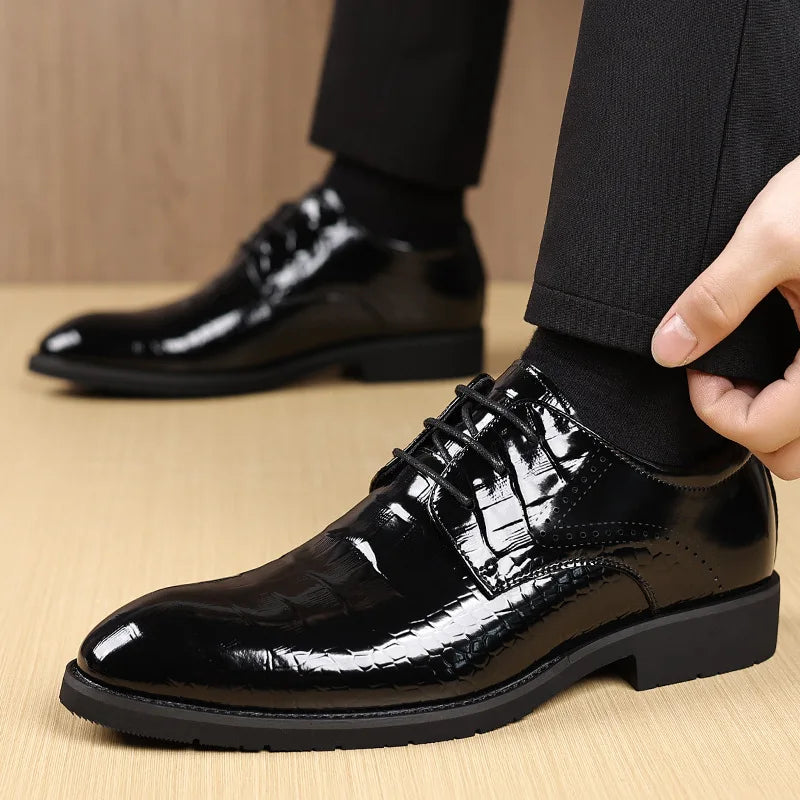 New Designer Autumn Collection British-style Men's Dress Shoes Fashion Patent Leather Commuter Shoes Male Black Casual Shoe Man