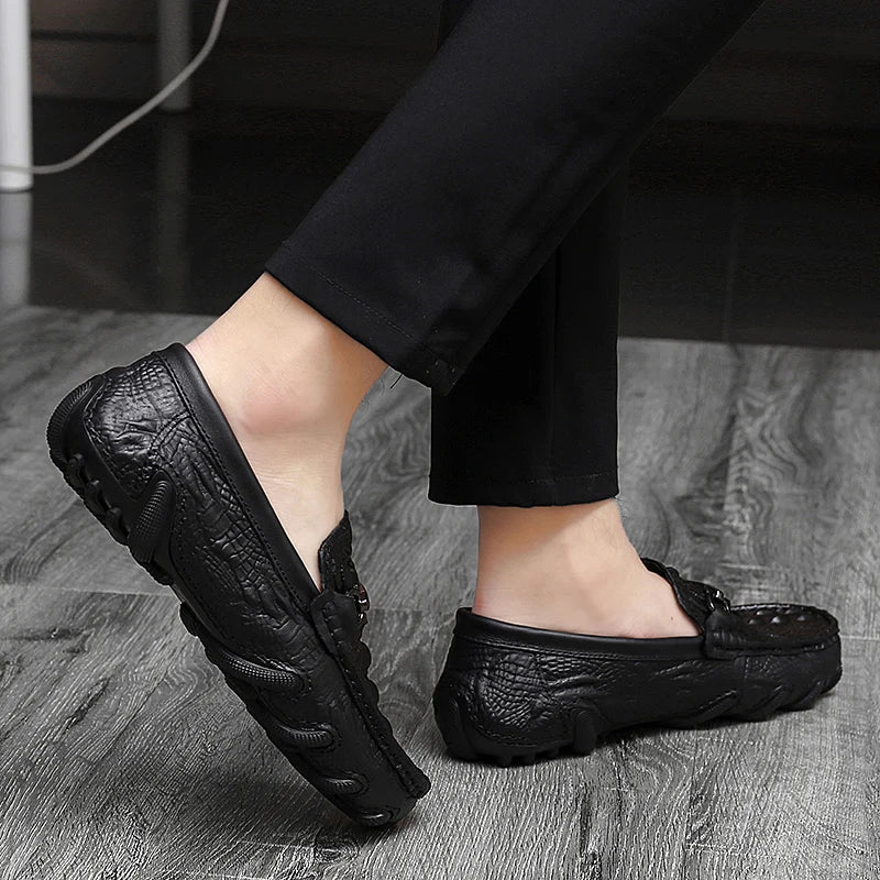 Luxury New Genuine Leather Men Shoes Thick Bottom Crocodile Style Moccasins Mens Loafers Fashion Male Flat Classic Driving Shoes