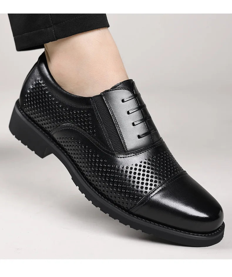 Breathable Hallow New Designer Cow Leather Shoes for Man Summer Autumn Fashion Business Casual Dress Shoes Loafers Man