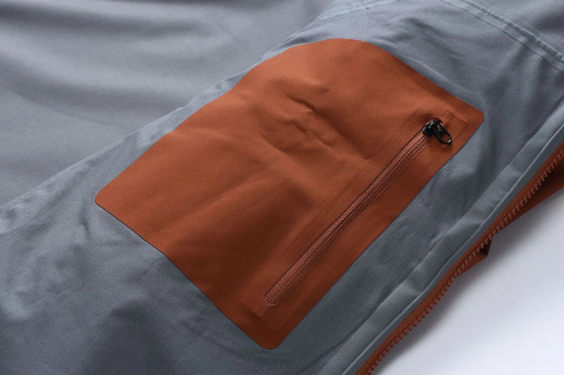 2026 Outdoor Men's and Women's, Fashionable, Windproof and Waterproof, Mountaineering, Breathable, Travel, Camping, Windbreaker