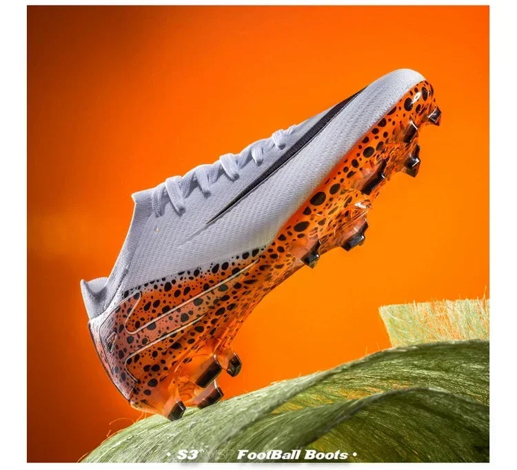 New Men Soccer Shoes Professional Football Boots Grass Outdoor Sport Non-Slip Training Shoes Match Sneakers Ultralight Unisex