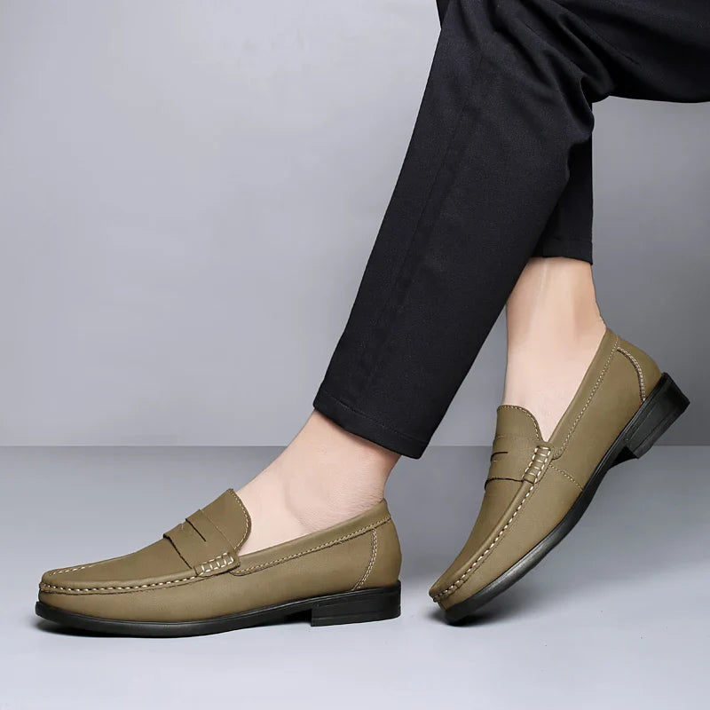 Men's New Style Business Formal Loafers Comfortable Breathable Office Casual Shoe Anti-Slip Outdoor Wear-Resistant Walking Shoes