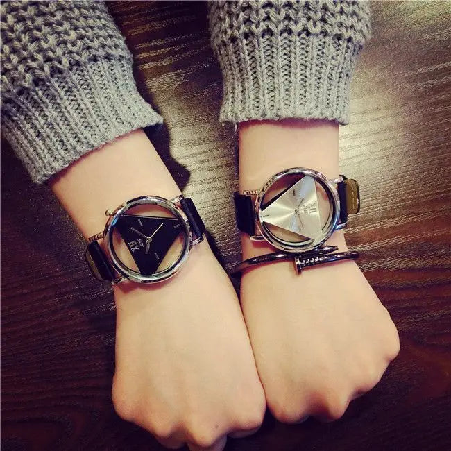 Fashion Simple Triangular Glass Watch Nail Bracelet Set Quartz Watch