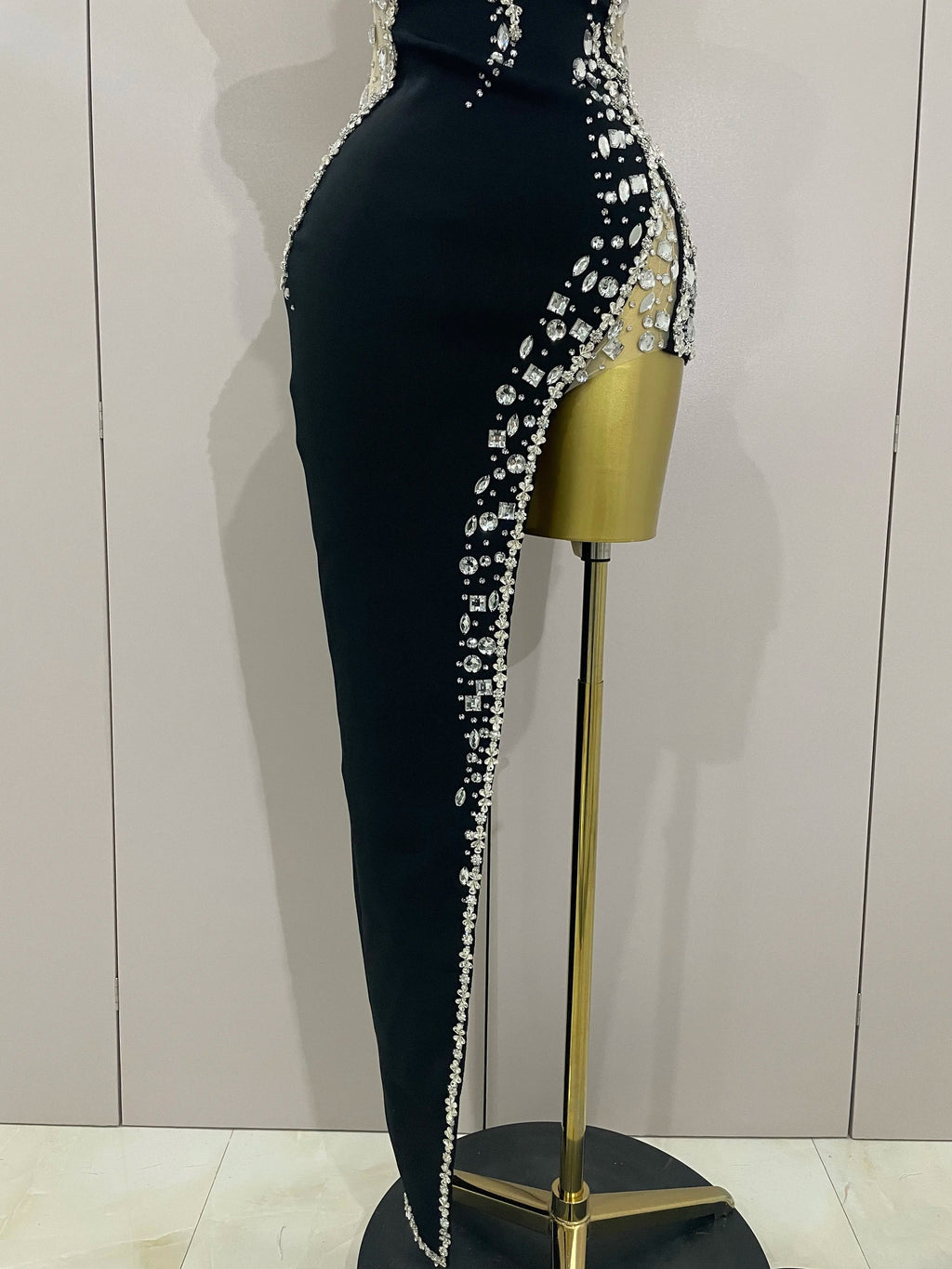 Newest High Quality Sexy Strapless Shinning Rhinestones Bodycon Bandage Long Dress Women Fashion Celebrate Evening Party Vestido
