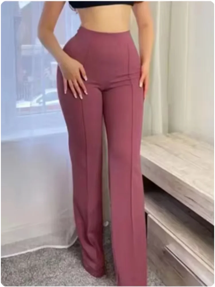 سراويل نسائية بقصة مستقيمة