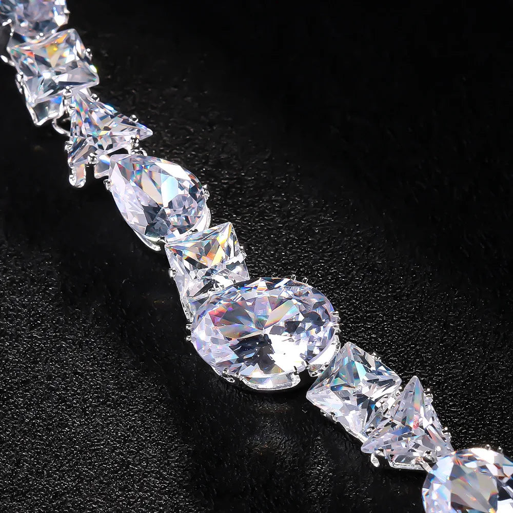 Full Zircon V Shape Neckalce Earrings Set High Quality Jewelry Fashion Show Bling Crystal Bridal Jewelry Set Bridal Wedding Gift