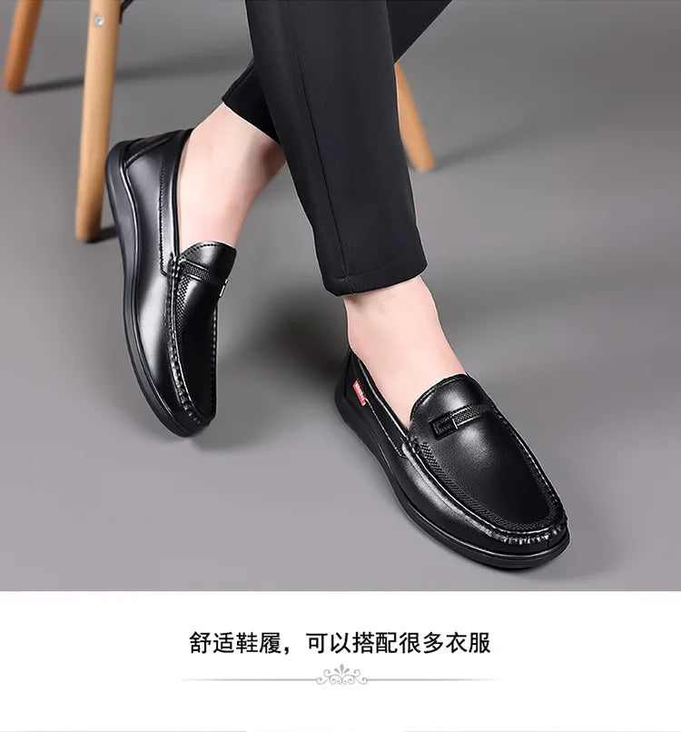 2026 New Solid Color Business Casual Shoes for Men Spring Autumn Soft Leather Shoes Male Fashion Light Driving Shoes Man