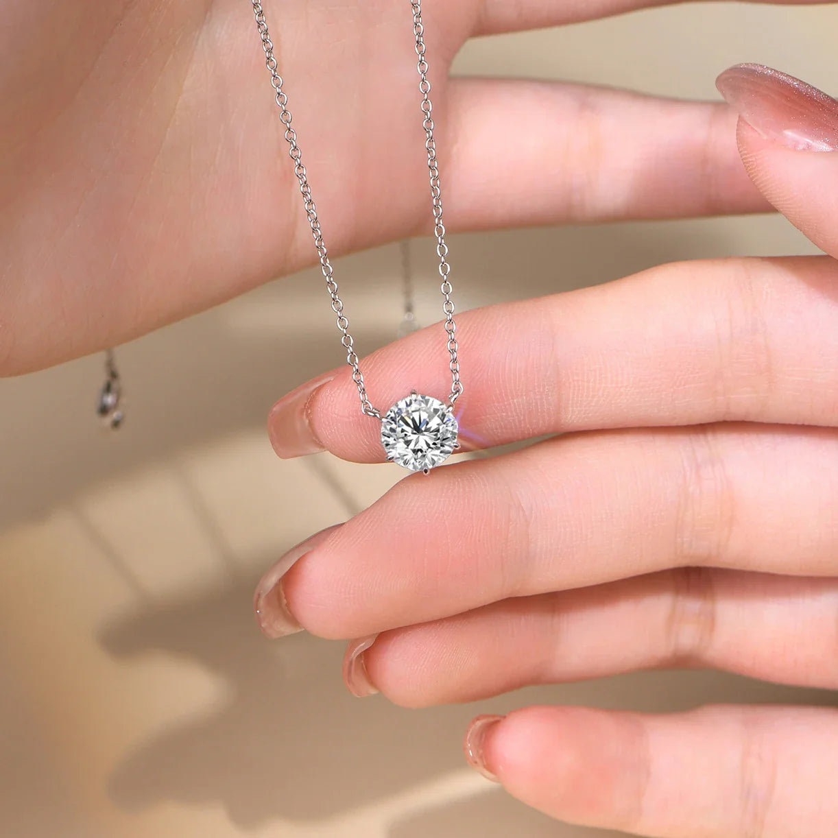 925 Silver Necklace Pendant Round Cut 1.0ct D Color White Moissanite Pass Diamond Test for Women Elegant Necklace