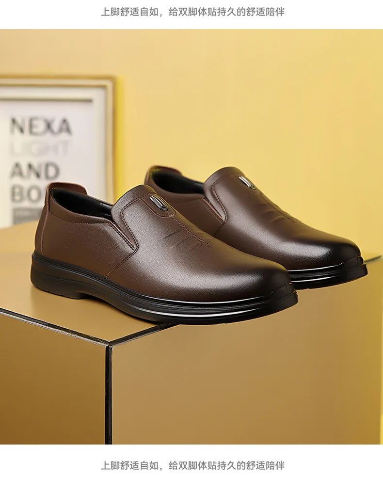 Spring Autumn New Designer Loafers for Men Solid Color Fashion Business Casual Shoes Male Soft Sole British Leather Shoes Man