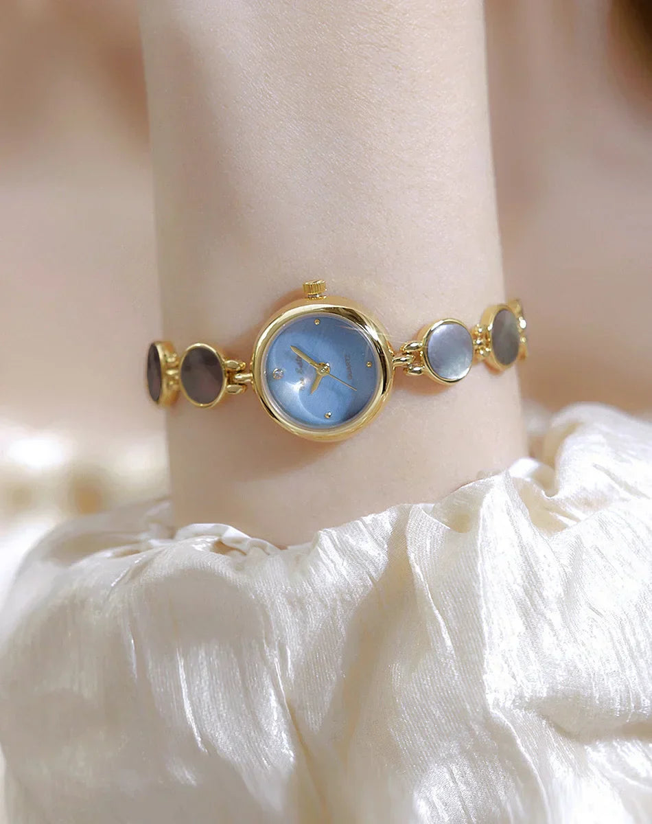 Luxury Ladies Watches Gold Small Dial Natural Shell Bracelet Clock Gifts For Women Lady Fashion Dress Quartz Wristwatch
