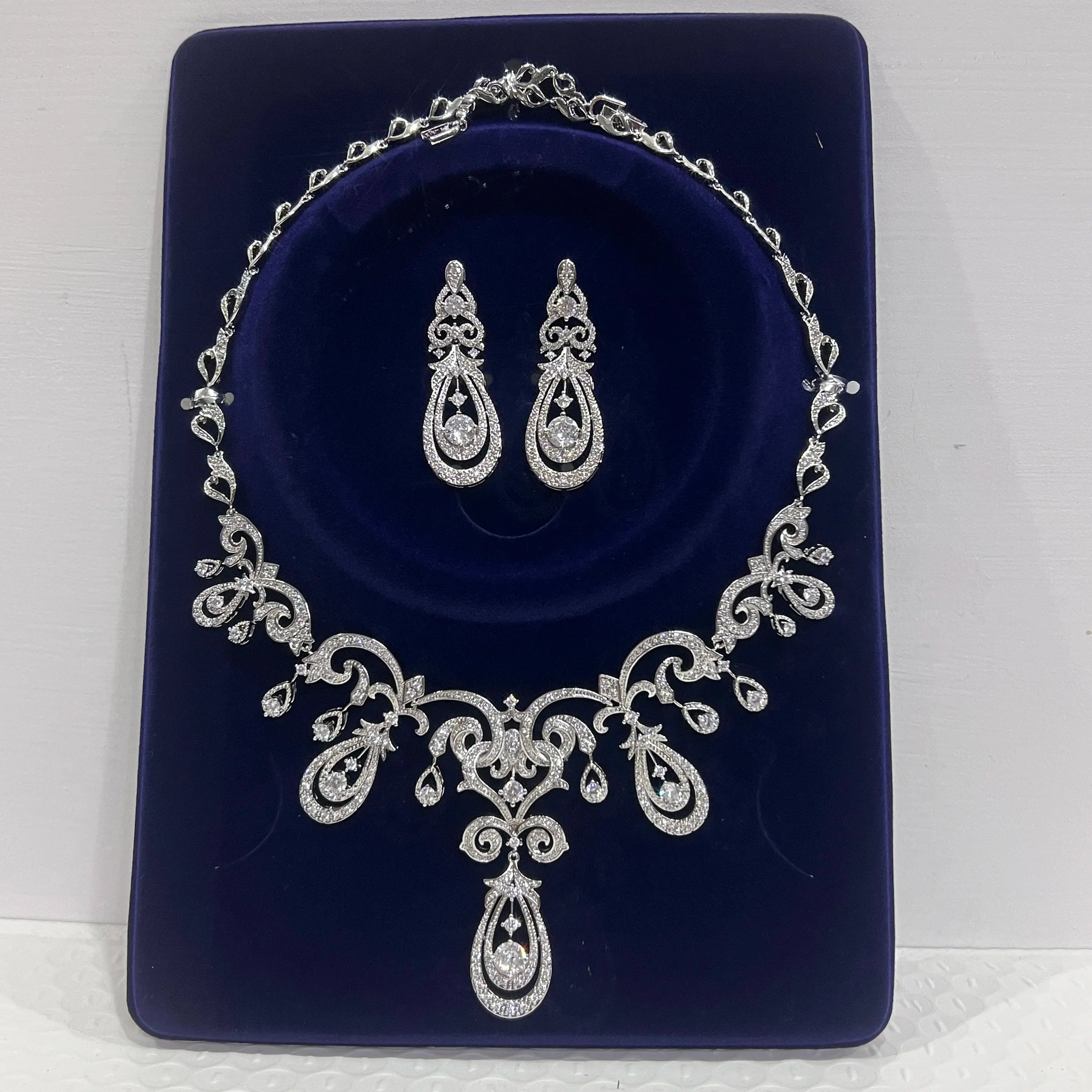 Fashion Geometric Design Bridal Dress Necklace Jewelry Sets High Quality Cubic Zirconia For Women Party Accessorie X0593