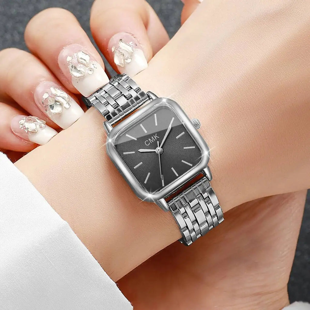 Fashion Square Women Watches Simple Ladies Quartz Wristwatch Reloj Mujer（Without Box）