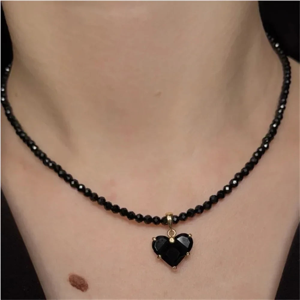 Fashion Vintage Sexy Zircon Heart Pendant Necklace For Women Female Boho Geometric Baroque Transparent Crystal Chain Jewelry